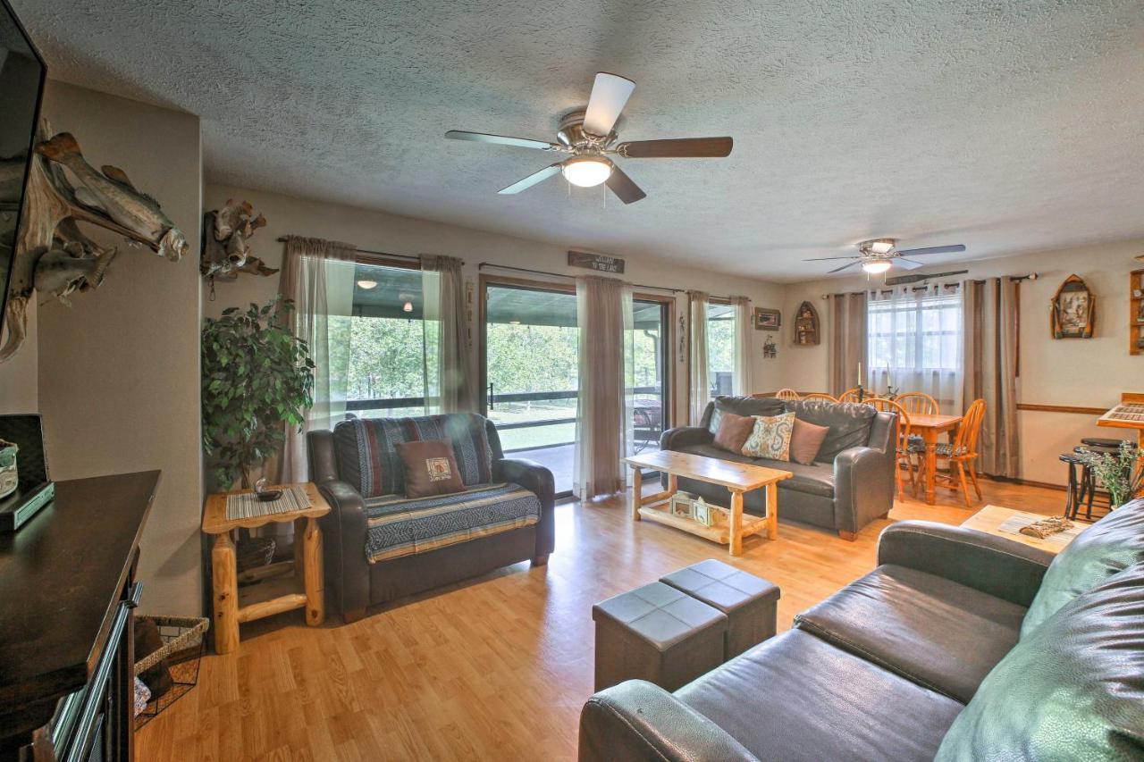 Lakefront Table Rock Home With Fire Pit! Golden المظهر الخارجي الصورة