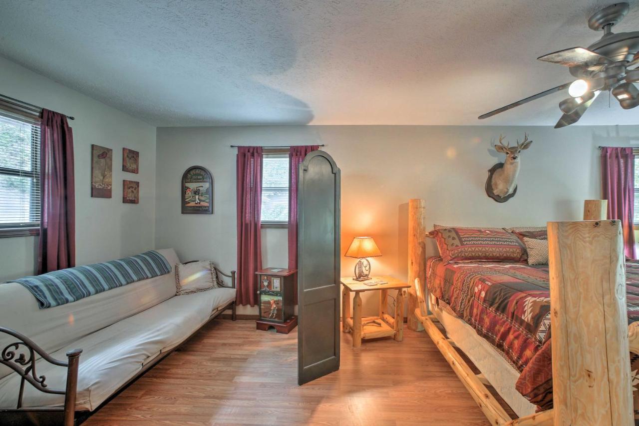 Lakefront Table Rock Home With Fire Pit! Golden المظهر الخارجي الصورة