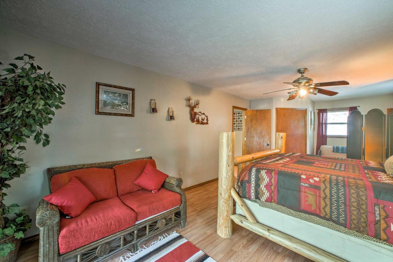 Lakefront Table Rock Home With Fire Pit! Golden المظهر الخارجي الصورة
